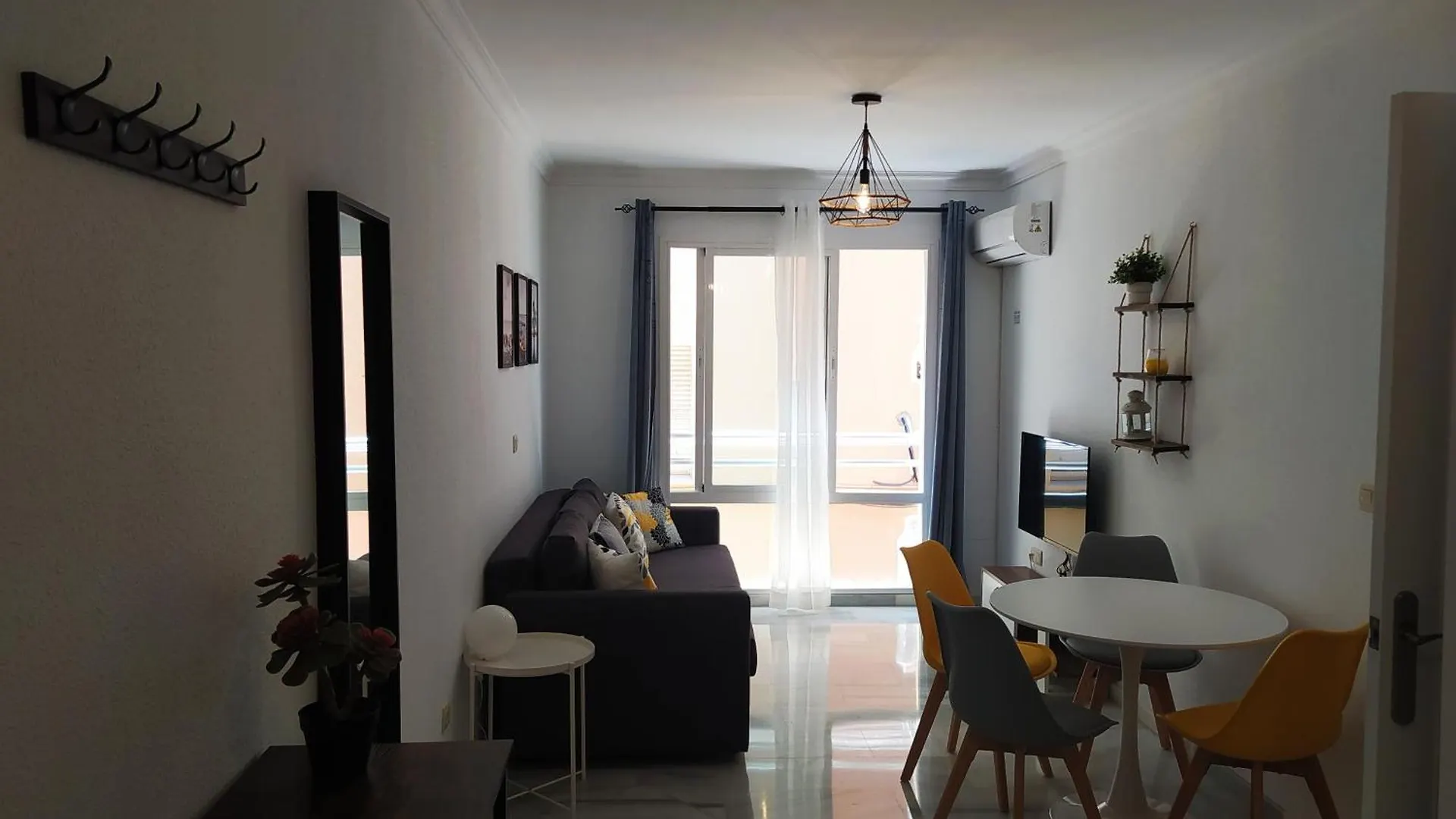 Ped - 1 Dorm - Reformado - 50 Metros Playa Y Centro - Wifi Apartman Fuengirola 0*,